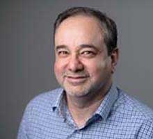 Head and shoulders Nasser Trissi